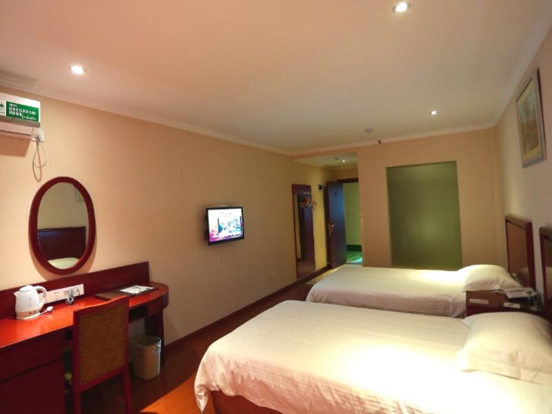 Greentree Inn Zhejiang Jiaxing Zhongan Business Hotel Extérieur photo