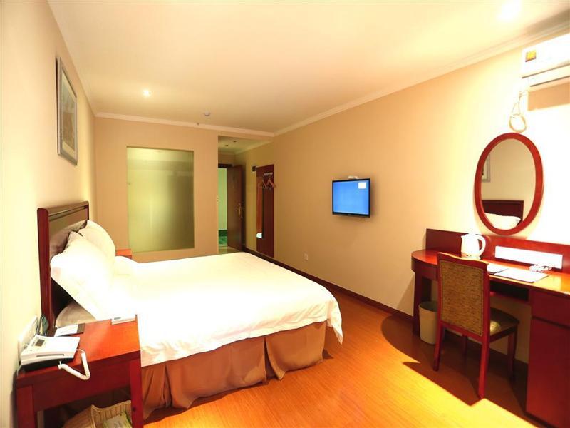 Greentree Inn Zhejiang Jiaxing Zhongan Business Hotel Extérieur photo